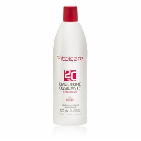 089E701689FE6937E7FF3C509305104F_ Vitalcare emulsione ossidante ossigeno 20 vol. 150 ml