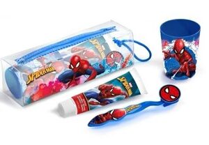 2C16BA48ECE88E9F185875508010F3B9_ Spiderman kit da viaggio