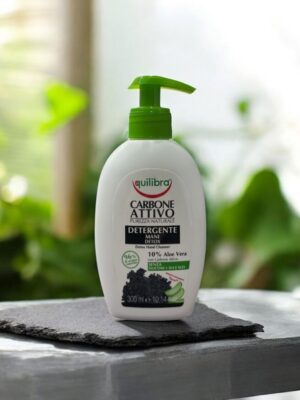 C45CDC3C2B062E89CF1892EC14E7BB8A_ Equilibra detergente mani carbone attivo 300ml