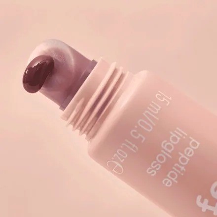 Essence t/e comfy gl pept.  02