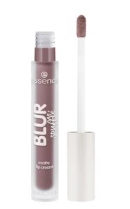 Essence rossetto liquido blur souffle' 01