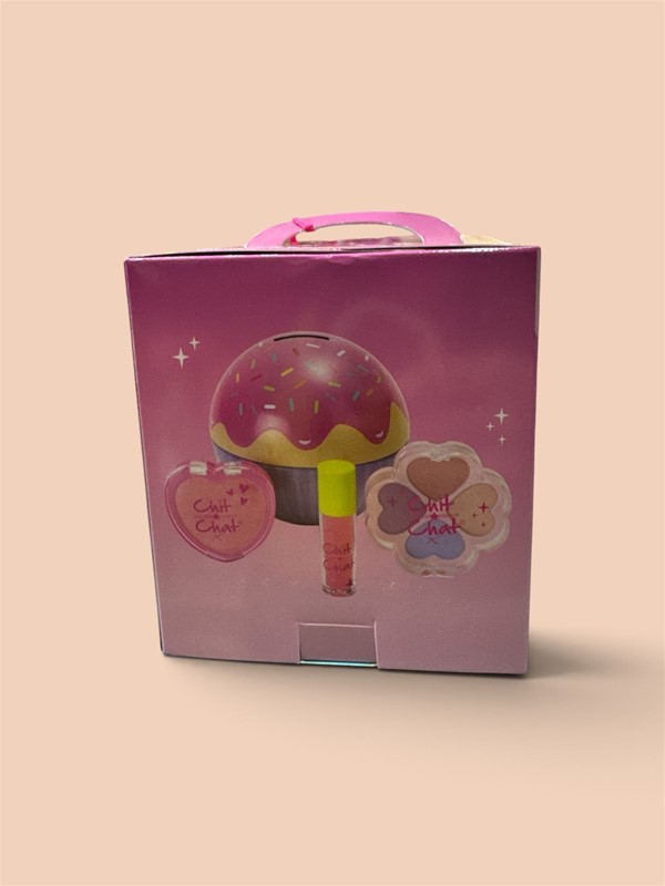 Chit chat glam bank make up collection