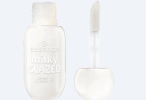 Essence balsamo labbra milky glazed  01